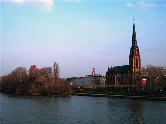 德國(guó)旅行，在于放松身心，感受自然。