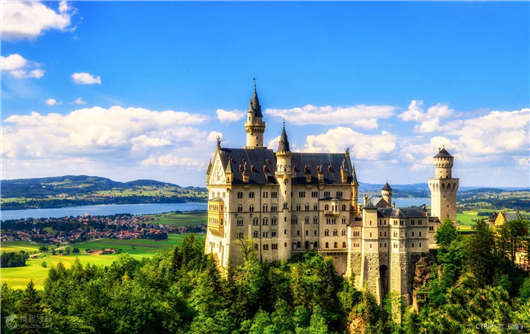 德國慕尼黑亥姆霍茲中心經濟出現問題