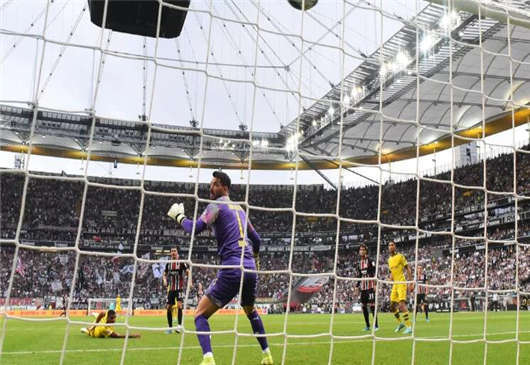 德國(guó)德甲:專注于第5天,馬塞爾·薩比策得分,阿米·哈里特得分 德國(guó)德甲:專注于第5天,馬塞爾·薩比策得分,阿米·哈里特得分